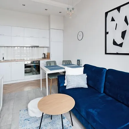 Sun & Snow Old Town クラクフ